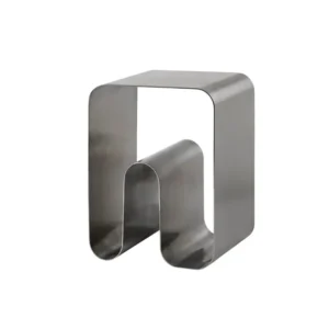 Tabouret et rangement magazine argenté plein 32 cm Curva - AYTM - The Cool Republic