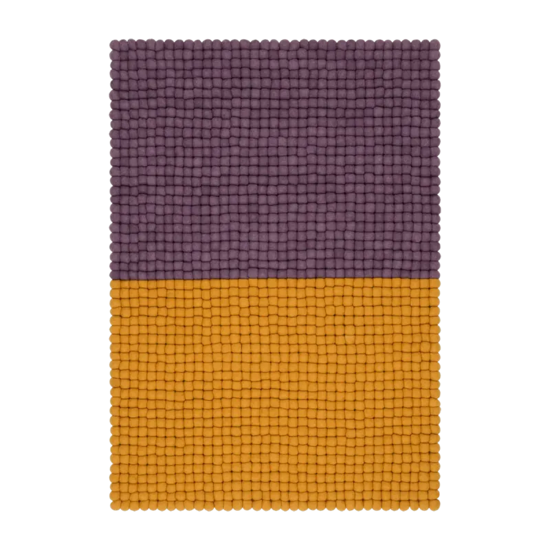 Tapis à boules de feutre ocre et violet 70x100 cm Contrast - myfelt - The Cool Republic